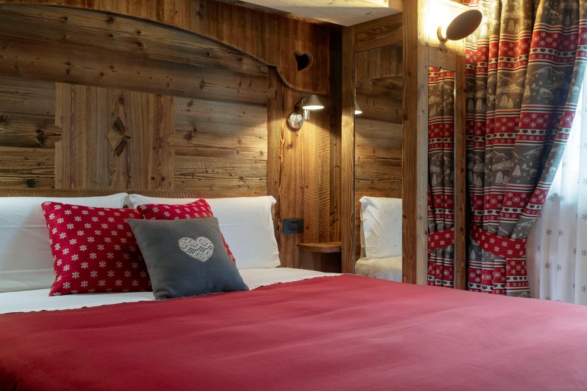 Francois Boutique Rooms - Matterhorn Retreat & Spa In Cervinia Breuil-Cervinia Buitenkant foto